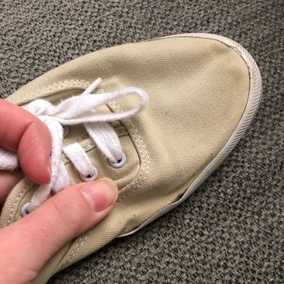 Neutral colored Keds size 8 - Picture 6 of 8